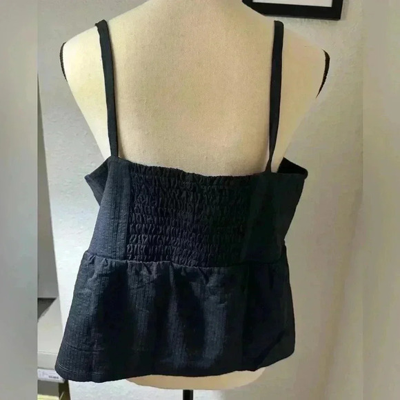 J.Crew Seersucker tie-front top - Picture 4 of 6